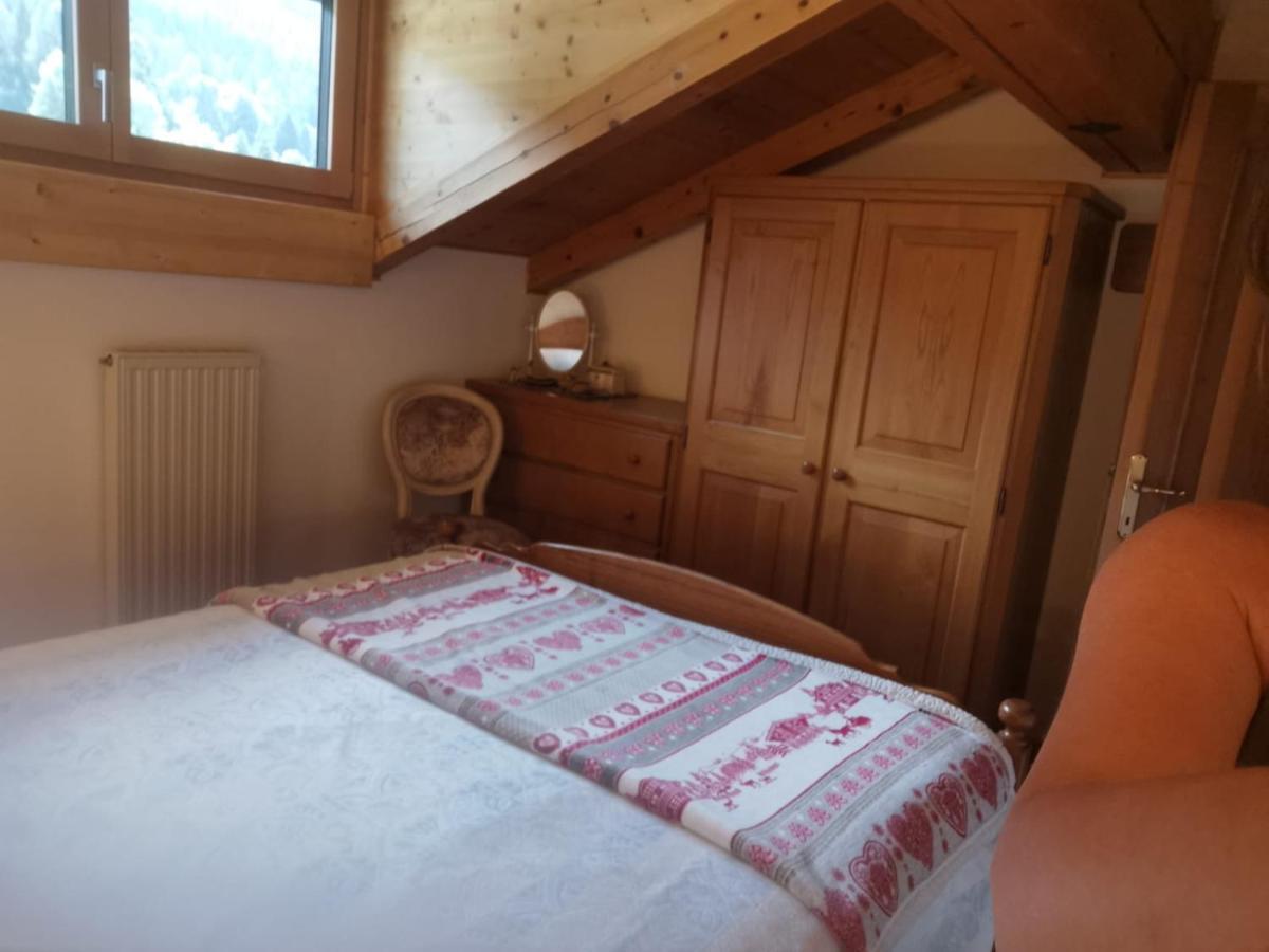 Mansarda A Carciato, Trilocale In Montagna Lejlighed Dimaro Eksteriør billede